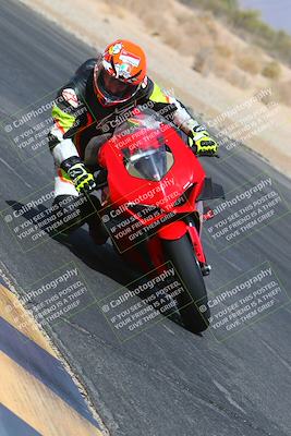 media/Apr-10-2022-SoCal Trackdays (Sun) [[f104b12566]]/Turn 7 Inside (1025am)/